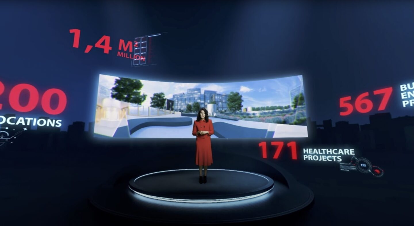 Pivoting a key company event to a virtual reality experience